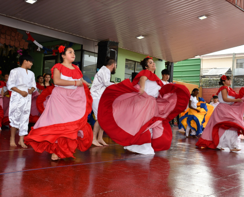 Video: Taller de Folklor